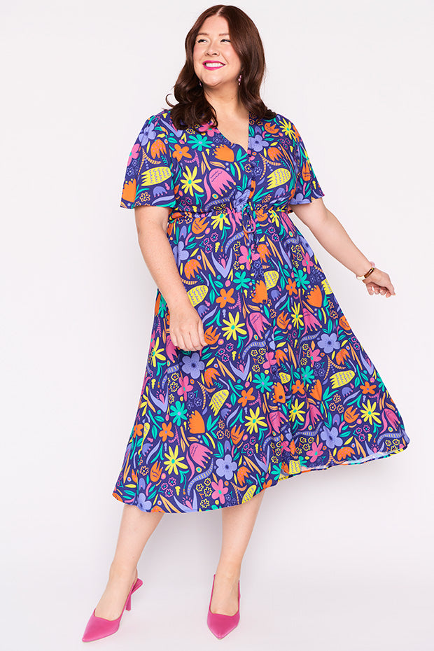 Michelle Springtime Flowers Dress ā Springtime Flowers midi dress