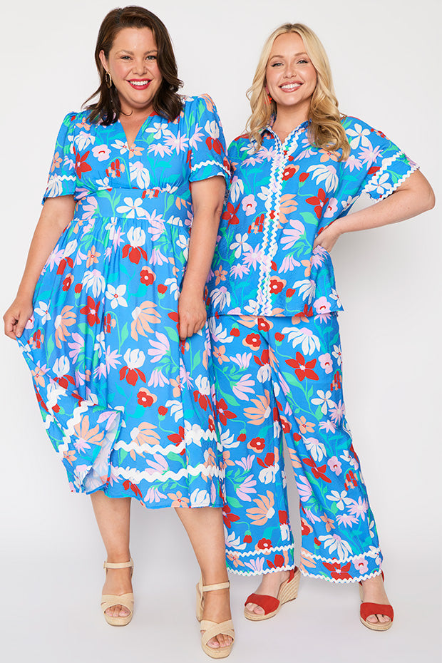 Lilian Fionas Flowers Dress – Fionas Flowers midi dress