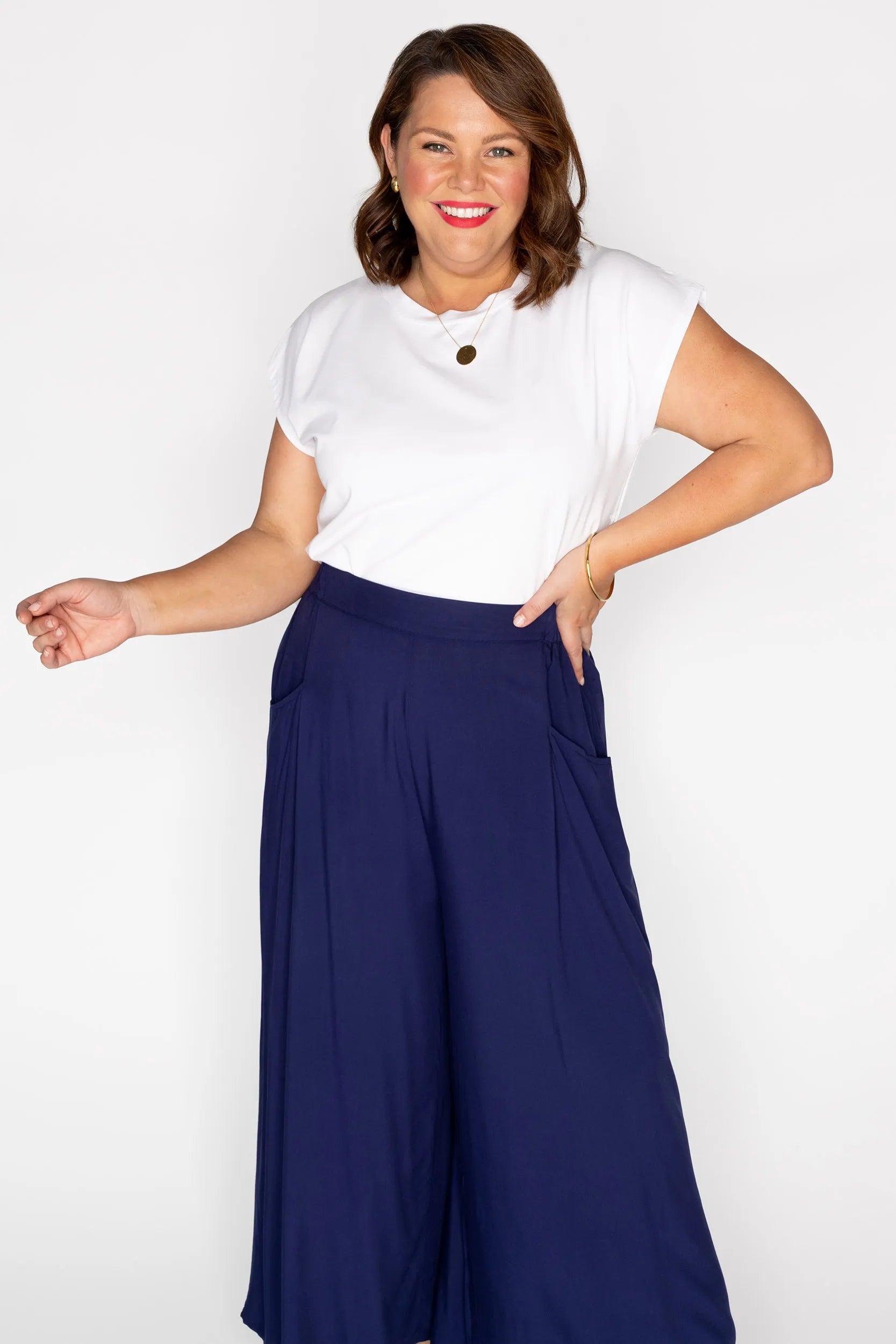 Xane Navy Pant โ Navy wide leg pants