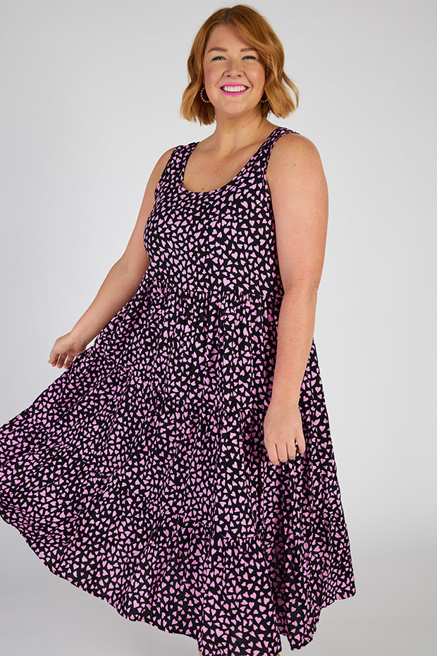 Teagan Abstract Hearts Black Pink Sleeveless Dress – Abstract Hearts Black Pink midi dress