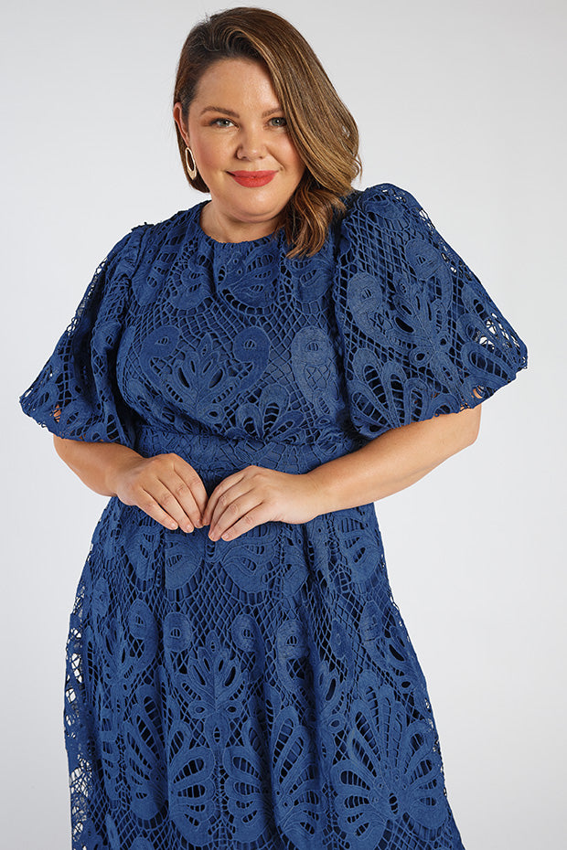 Neva Rich Navy Lace Party Dress โ Rich Navy Lace midi dress