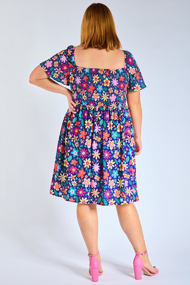 Katarina Ashy Dress – Ashy knee length dress