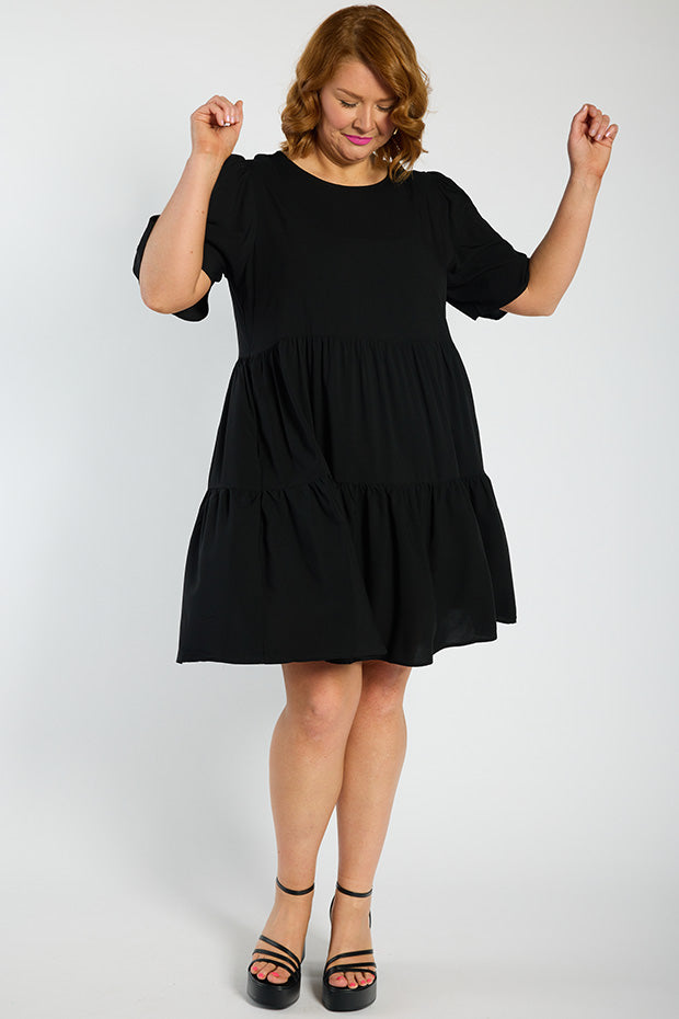Izzie Black Dress – Black mini dress