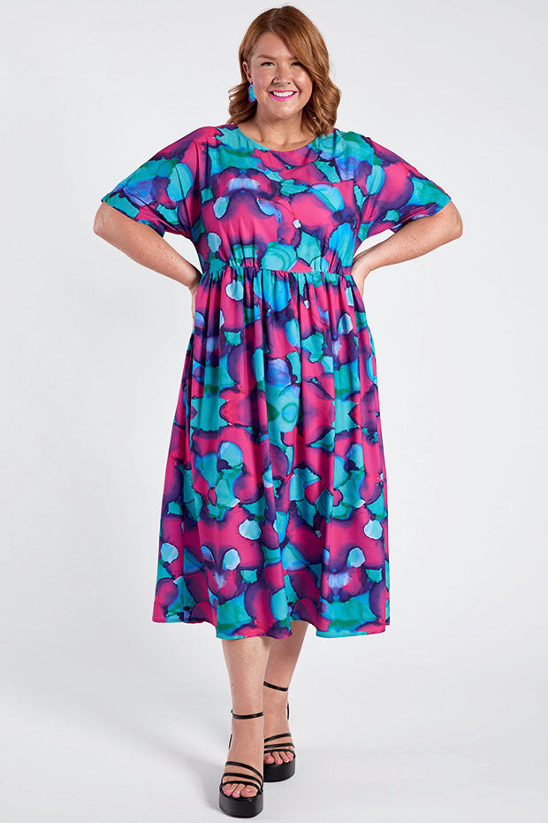 Superstar Aura Dress – Aura midi dress