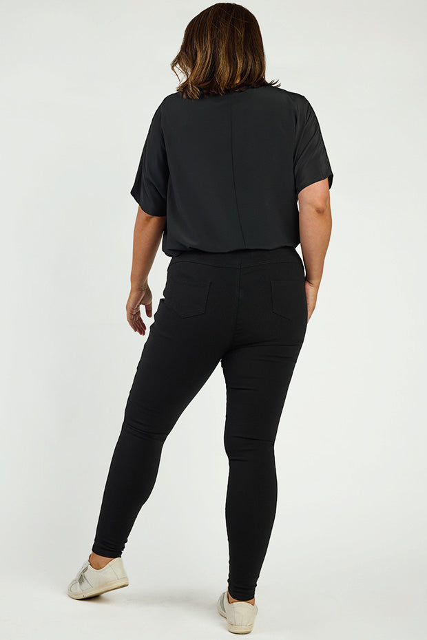 Essential Black Jeggings – Black leggings
