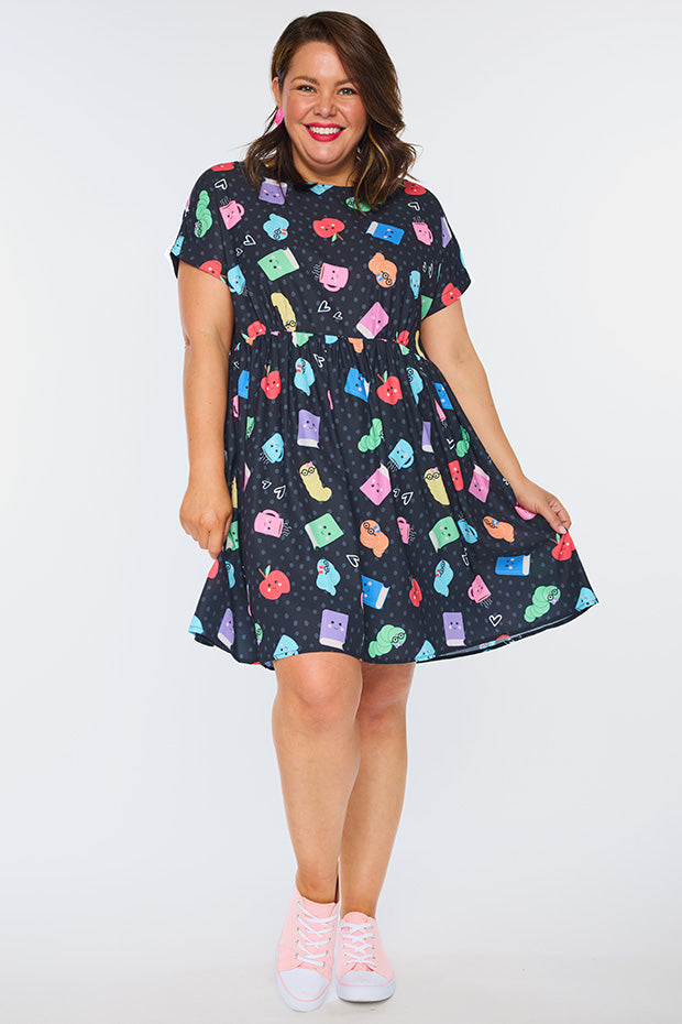 Freya Bookworm Black Dress – Bookworm Black shift dress
