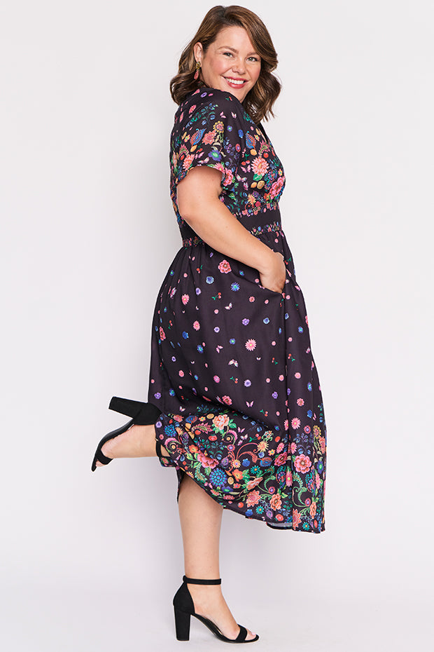 Stephanie Black Magic Garden Dress – Black Magic Garden midi dress