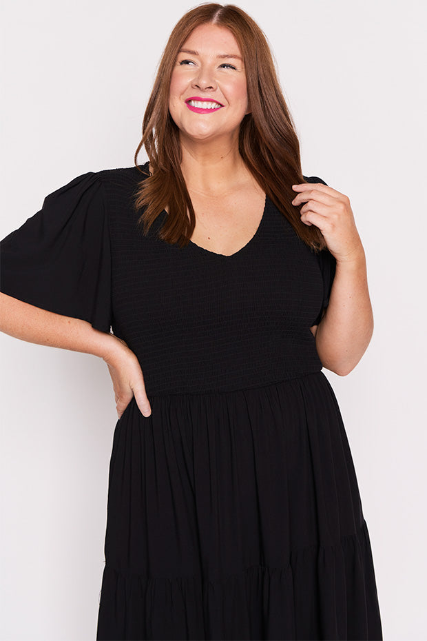 Lynette Black Dress โ Black maxi dress