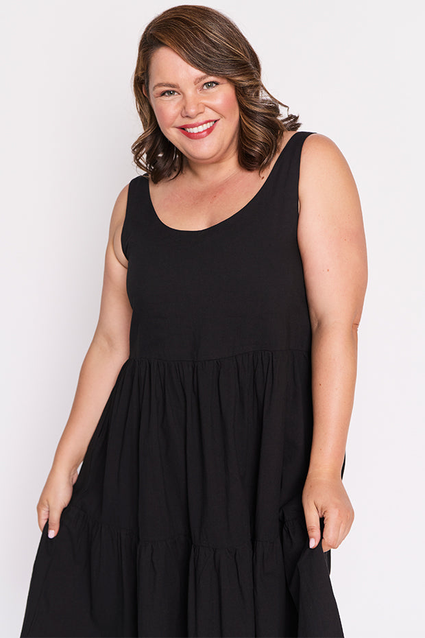 Rory Black Dress – Black knee length dress