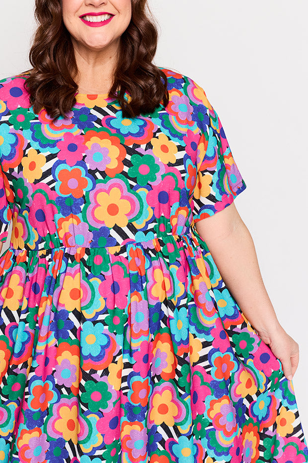 Superstar Electric Blooms Dress – Electric Blooms midi dress