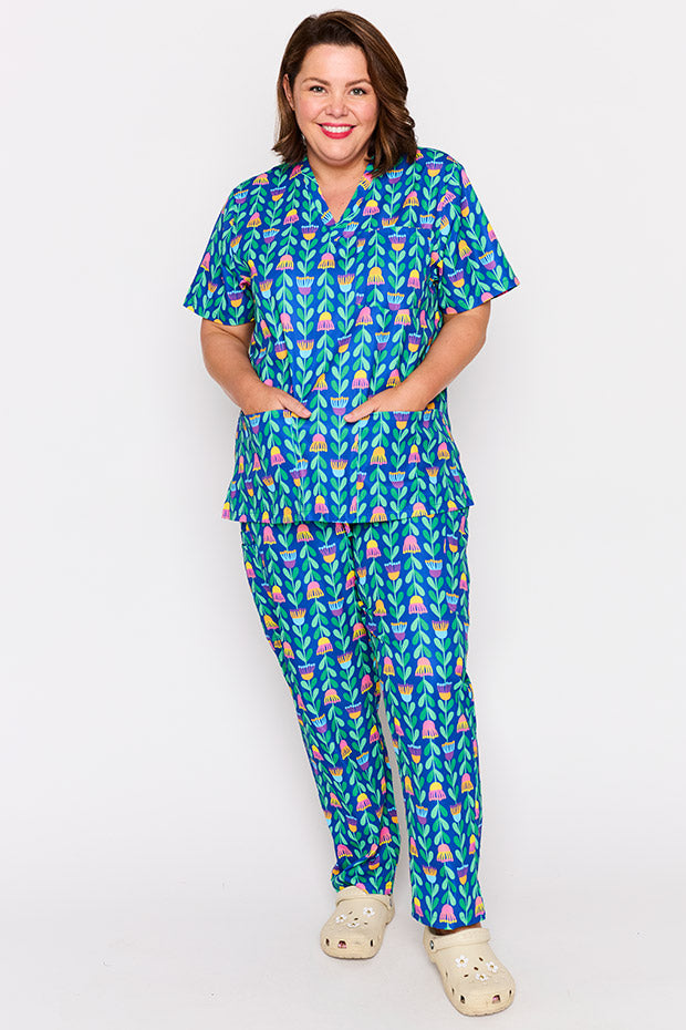 Meredith Eucalyptus Buds Scrub Top – Eucalyptus Buds top