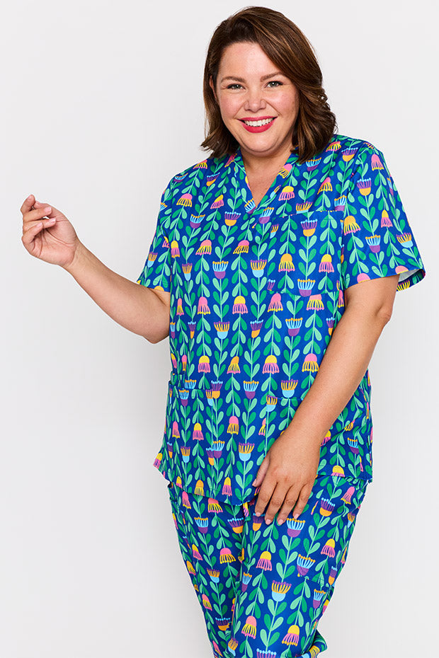 Meredith Eucalyptus Buds Scrub Top – Eucalyptus Buds top