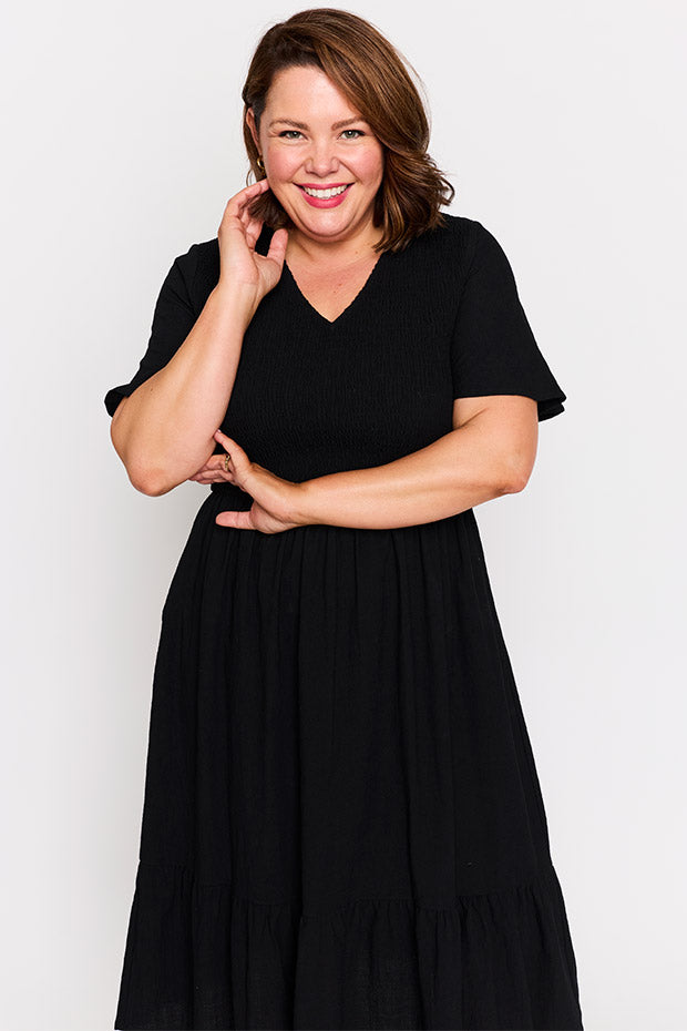 Lila Black Dress – Black midi dress