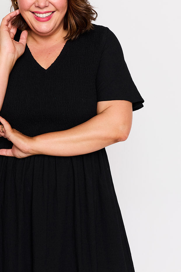 Lila Black Dress – Black midi dress