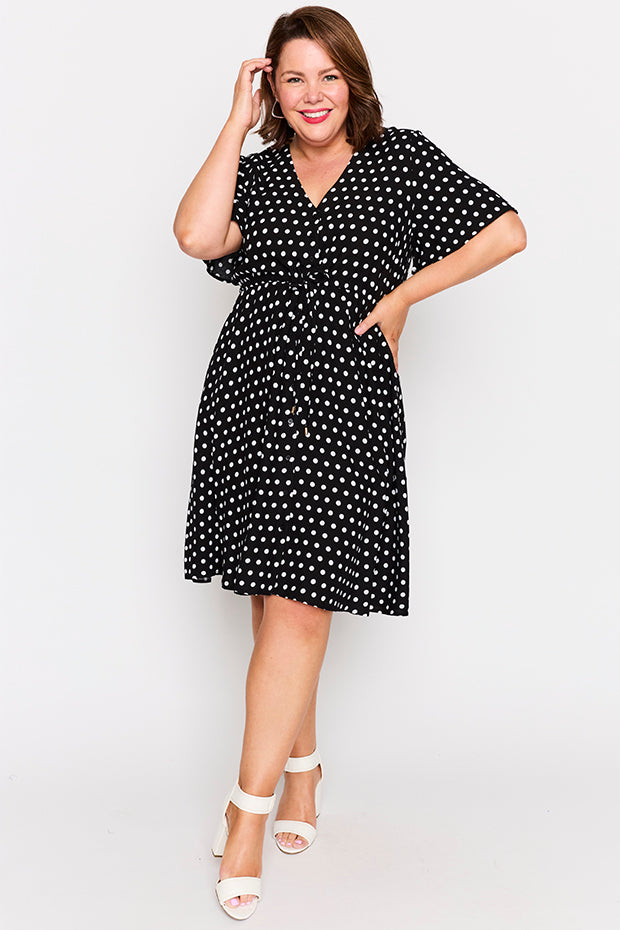 Jaz Pretty Spot Dress โ Pretty Spot knee length dress