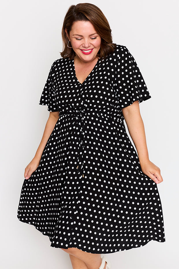 Jaz Pretty Spot Dress โ Pretty Spot knee length dress