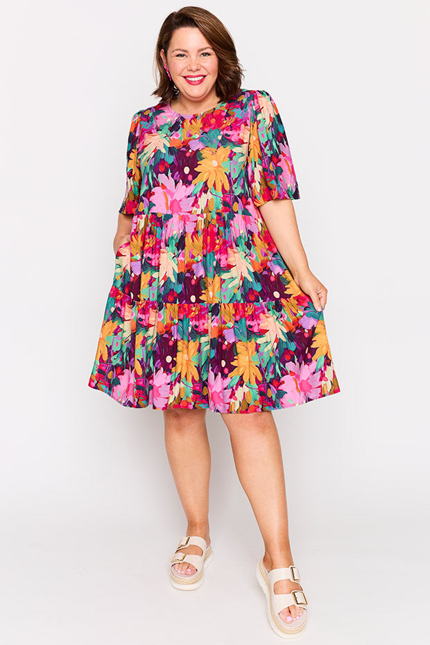 Izzie Romantic Escape Dress ā Romantic Escape mini dress