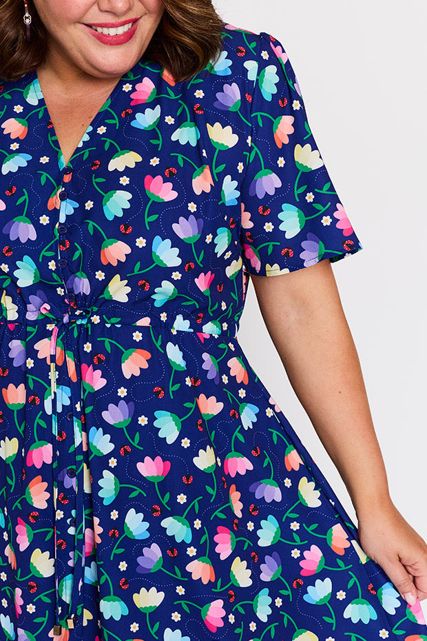 Siena Daisy Bug Dress โ Daisy Bug knee length dress
