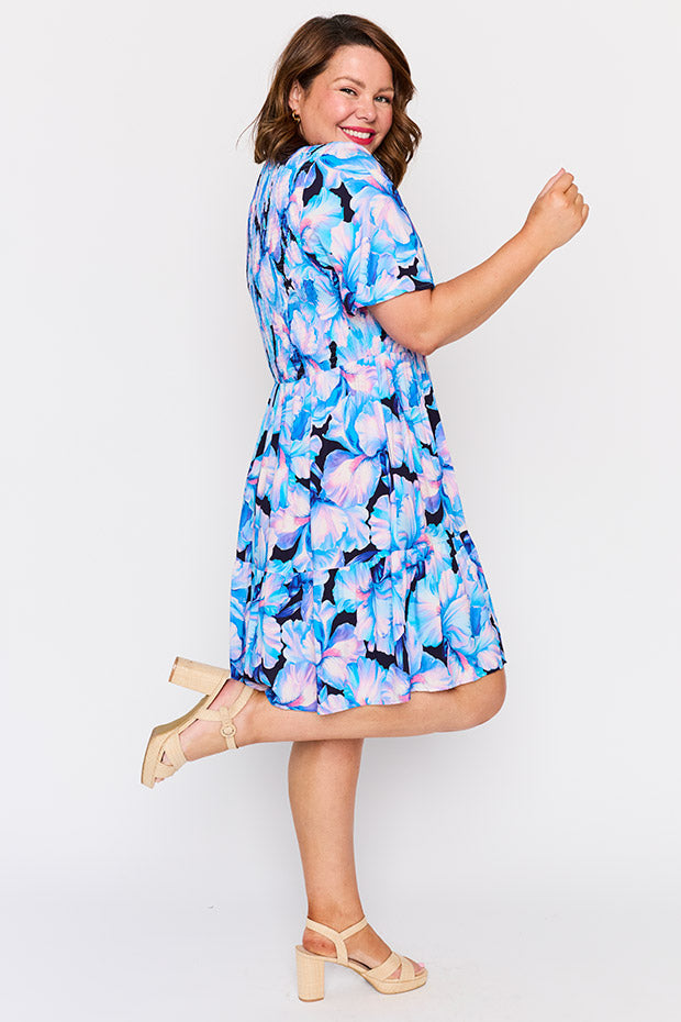 Tilley Iris Moon Dress โ Iris Moon knee length dress