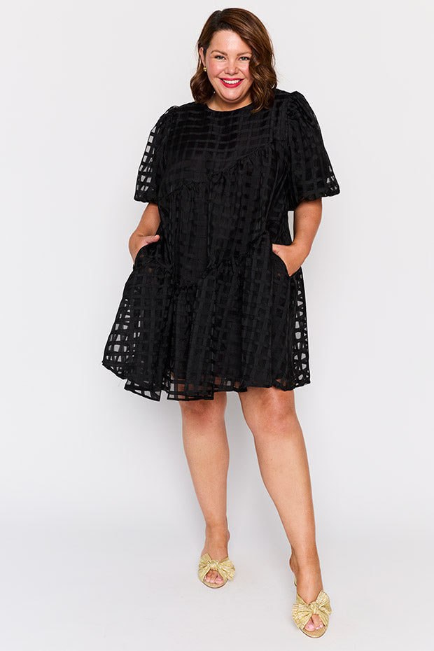 Mischa Black Dress โ Black mini dress