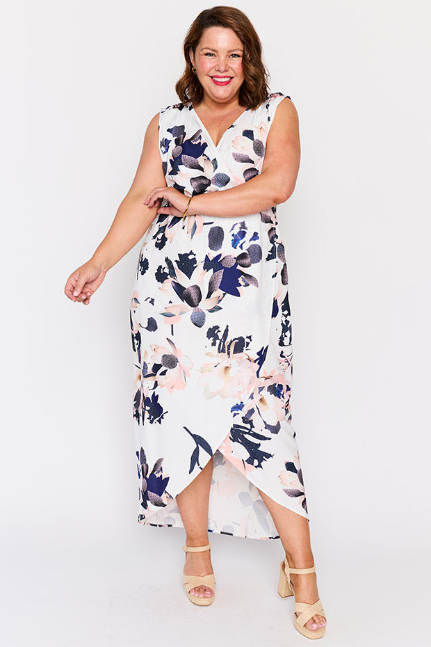 Hideaway Peach Party Dress – Peach midi dress