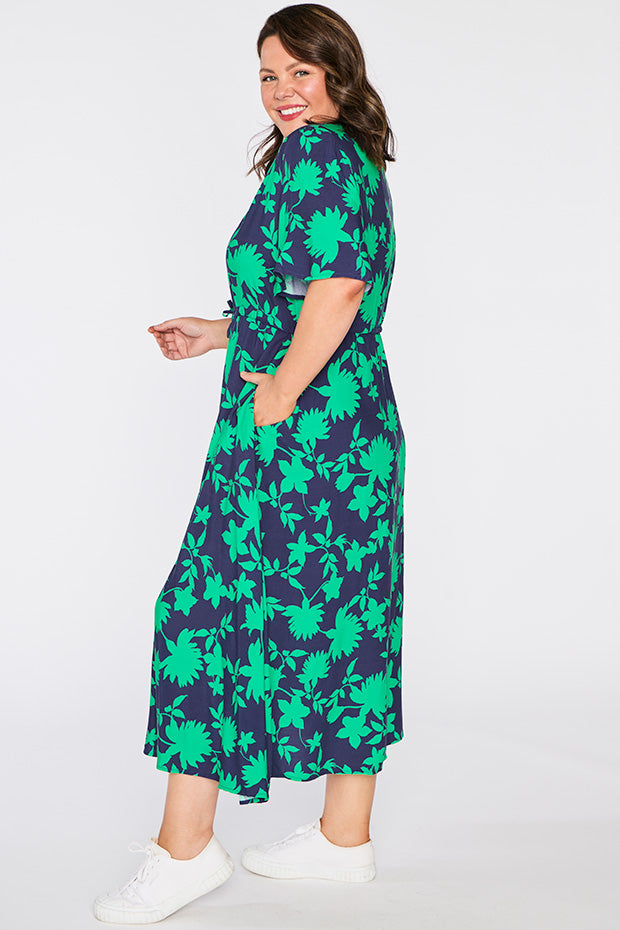 Michelle Green Ivy Dress โ Green Ivy midi dress