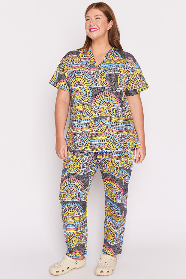 Meredith Next To You Scrub Top – Next To You top