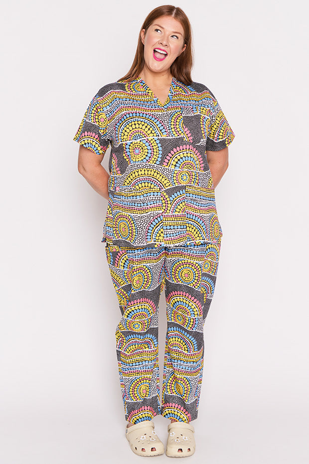 Meredith Next To You Scrub Top – Next To You top