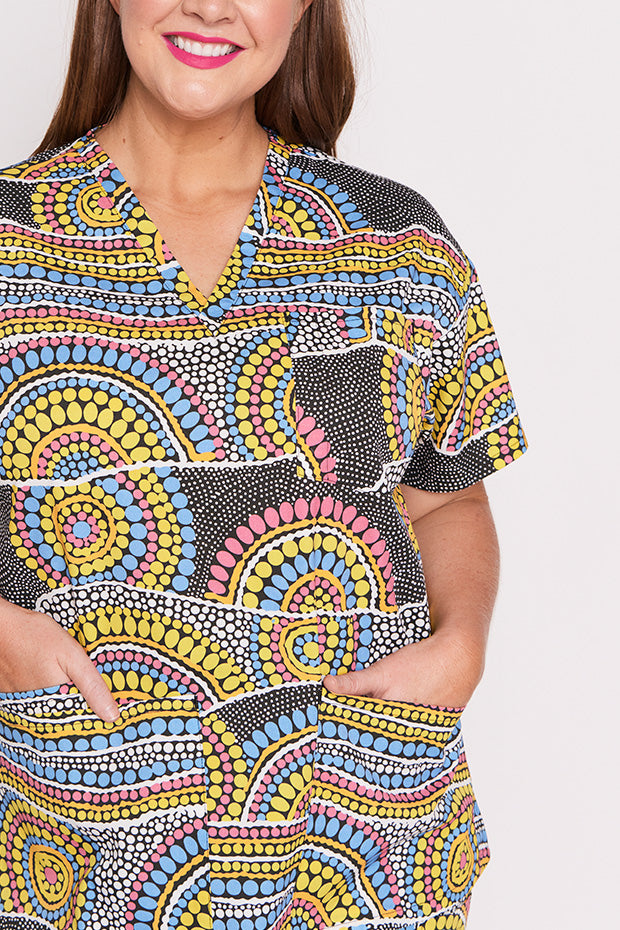 Meredith Next To You Scrub Top – Next To You top