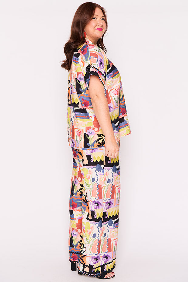 Regyn Framed Flora Shirt – Framed Flora top