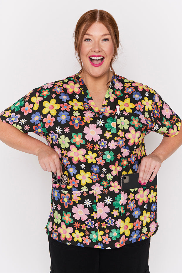 Meredith Daisy Pop Scrub Top – Daisy Pop top