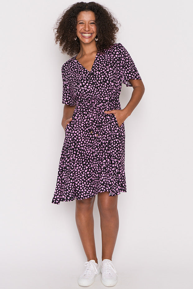 Jaz Abstract Hearts Black Pink Dress – Abstract Hearts Black Pink knee length dress