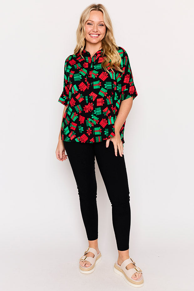 Simone Christmas Presents Shirt – Christmas Presents top