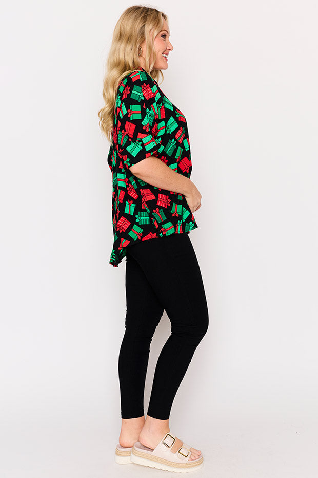 Simone Christmas Presents Shirt – Christmas Presents top