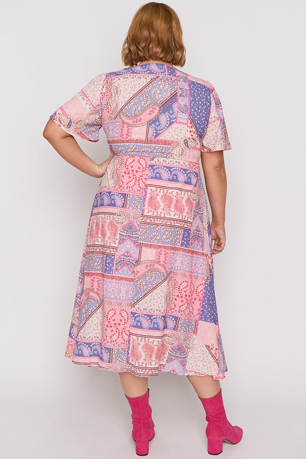 Marley Romantic Paisley Dress ā Romantic Paisley midi dress