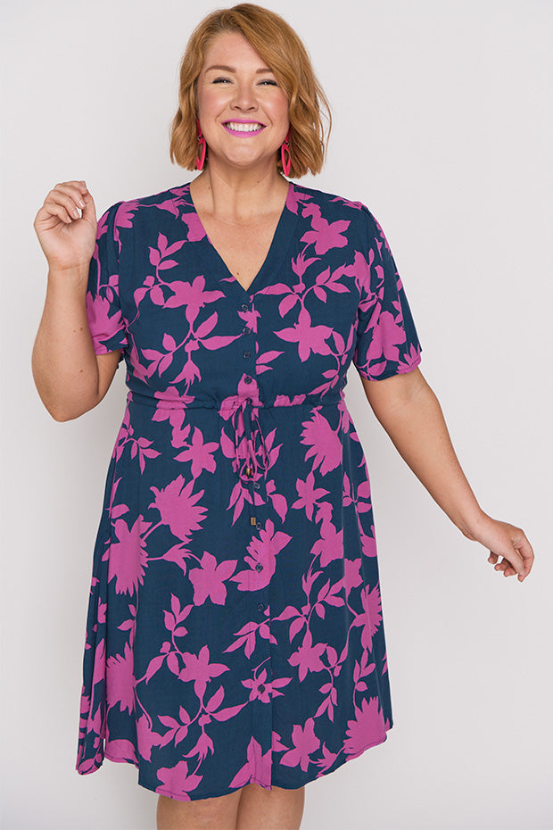Jaz Contrast Ivy Dress โ Contrast Ivy knee length dress