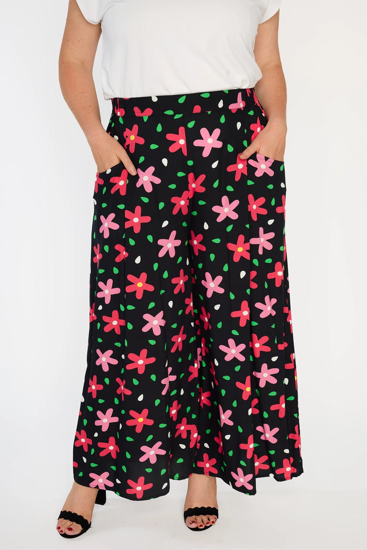 Xane Dancing Daisies Pant - navy, view 2