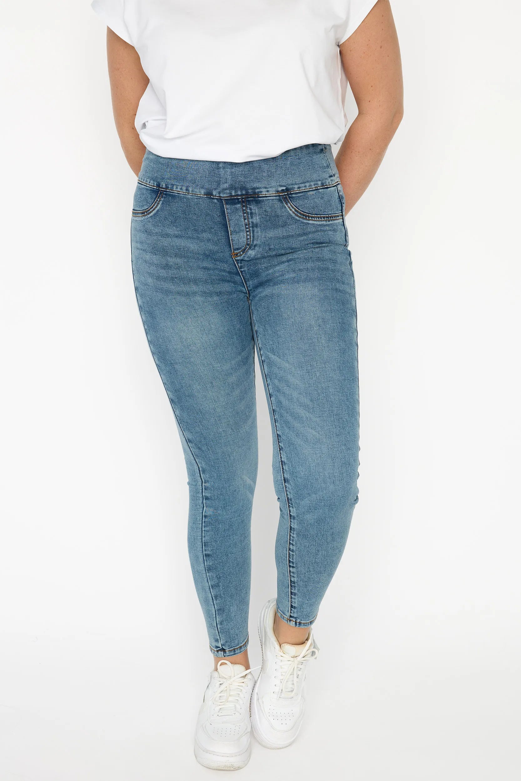 Kate Denim Jegging โ Denim jeans
