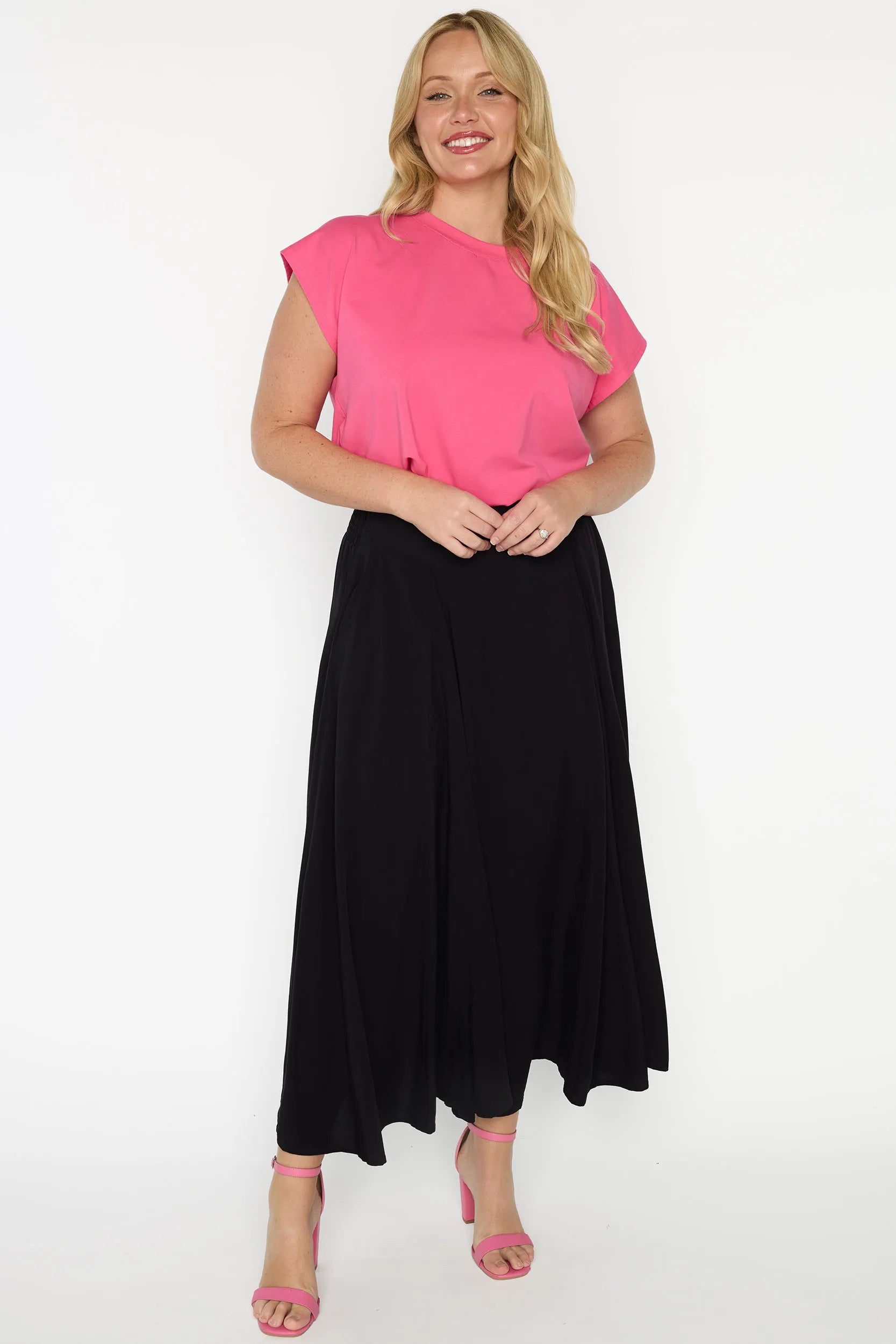 Katelyn Black Skirt โ Black maxi skirt