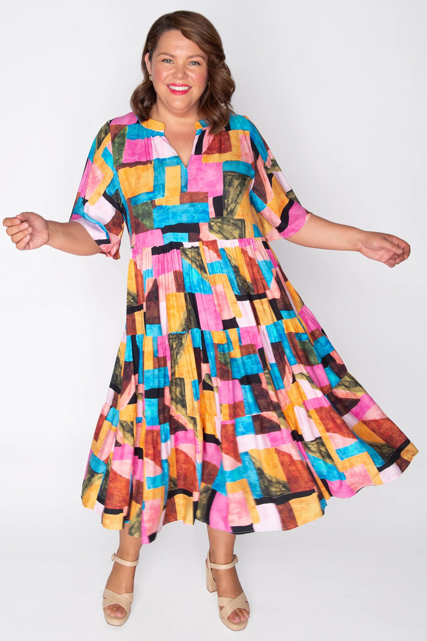 Chrissie Geo Pop Dress – Geo Pop midi dress