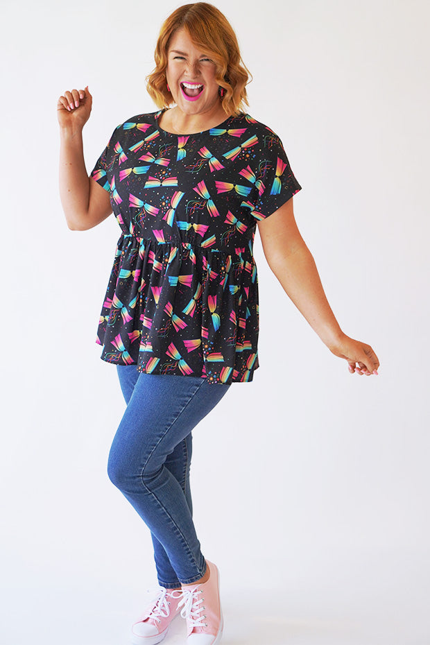 Betty Magic Of Books Top โ Magic Of Books loose top