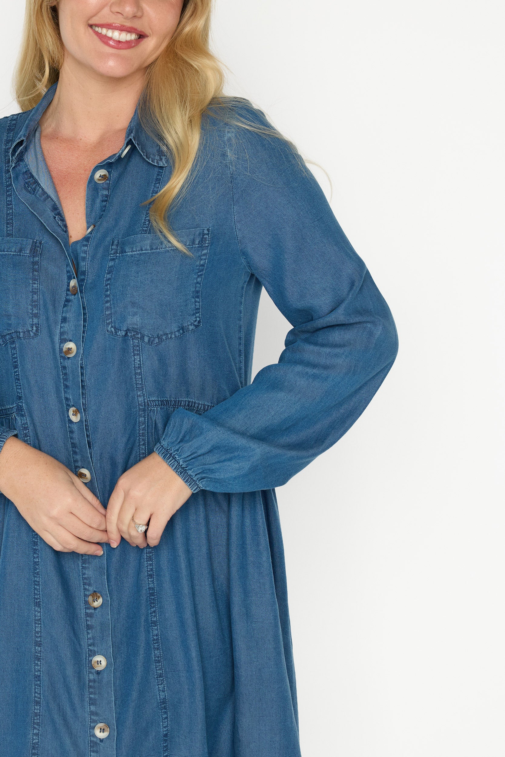 Tanzie Chambray Dress – Chambray knee length dress