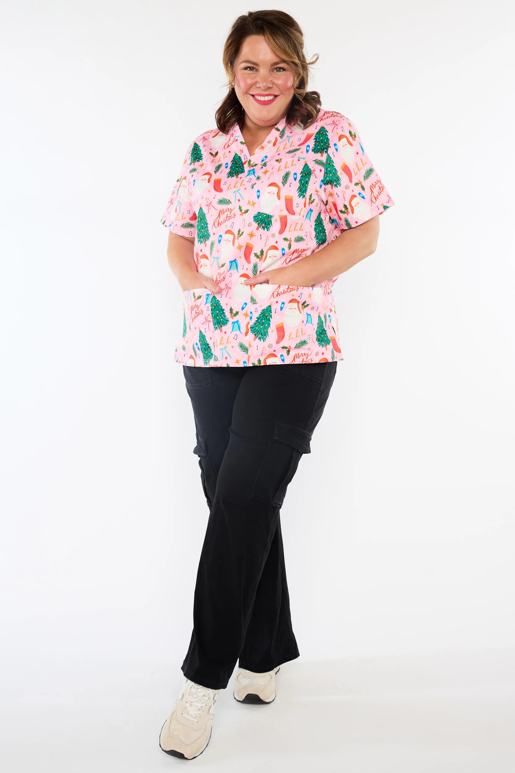 Meredith Vintage Christmas Scrub Top (Pre-Order)