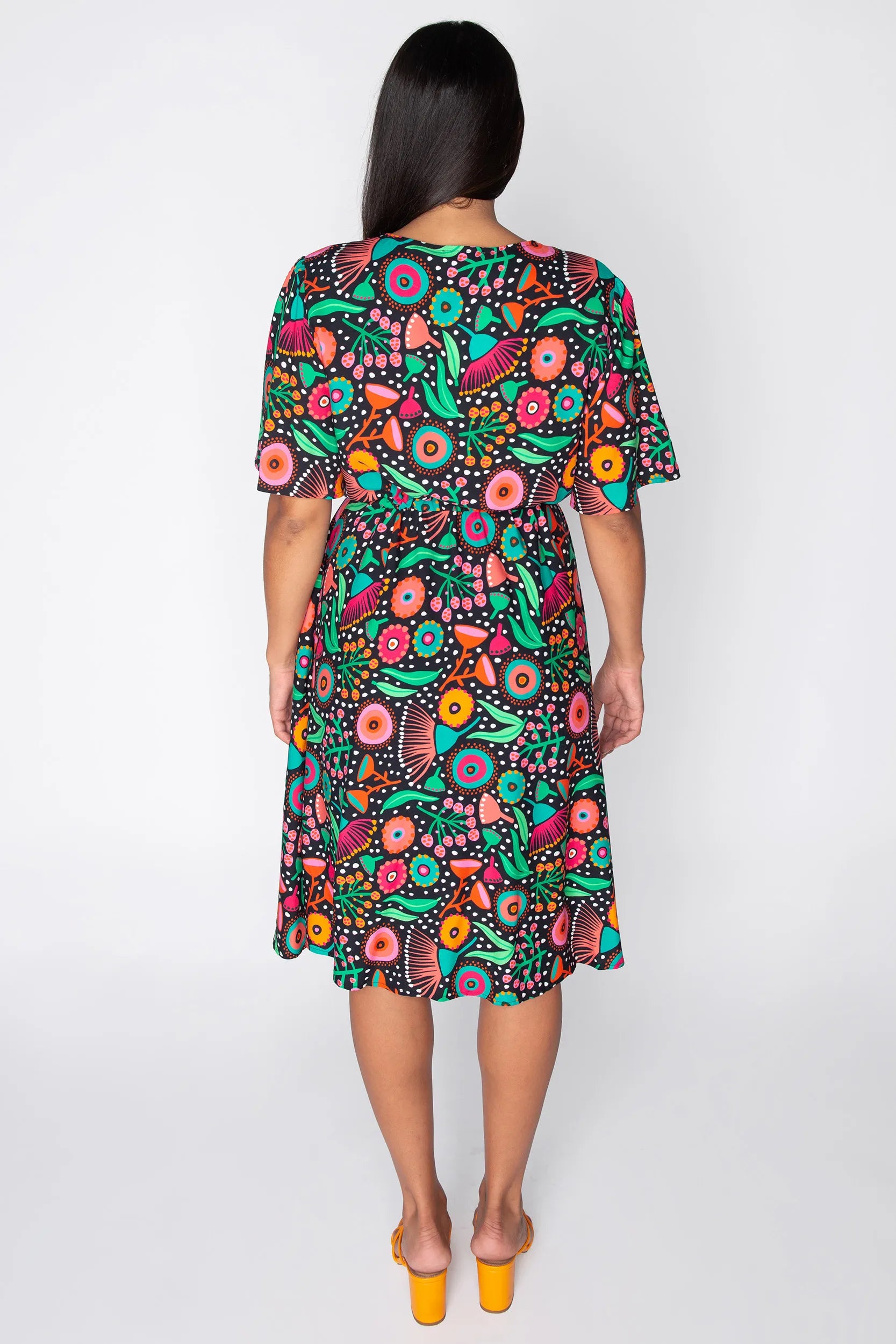 Jaz Wattle Wonderland Dress – Wattle Wonderland knee length dress