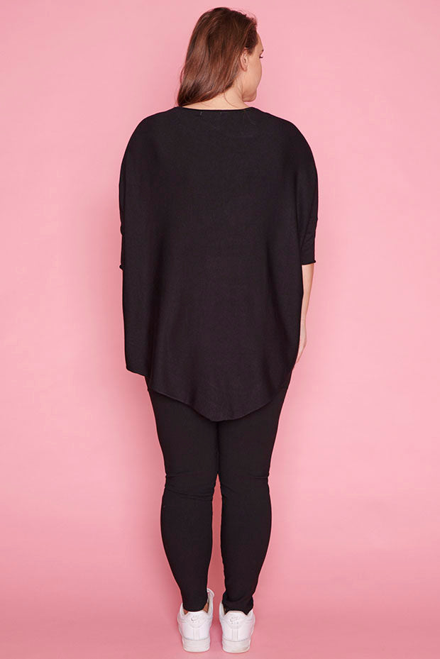 Gemini Black Knit – Black sweater
