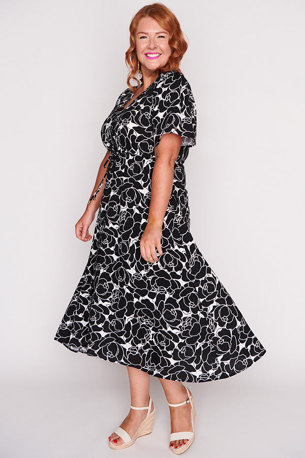 Michelle Peonies Black & White Dress โ Peonies Black & White midi dress