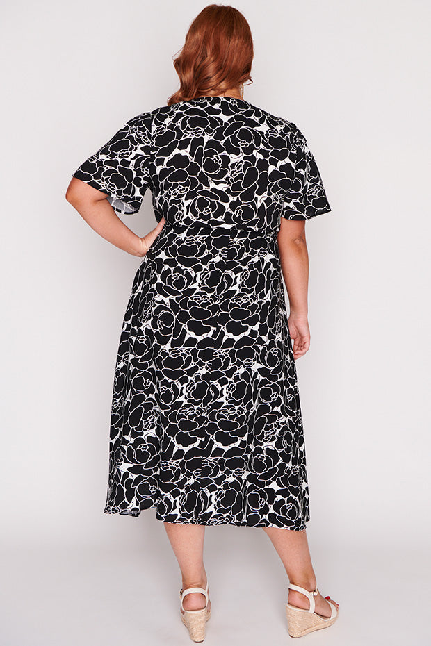 Michelle Peonies Black & White Dress โ Peonies Black & White midi dress