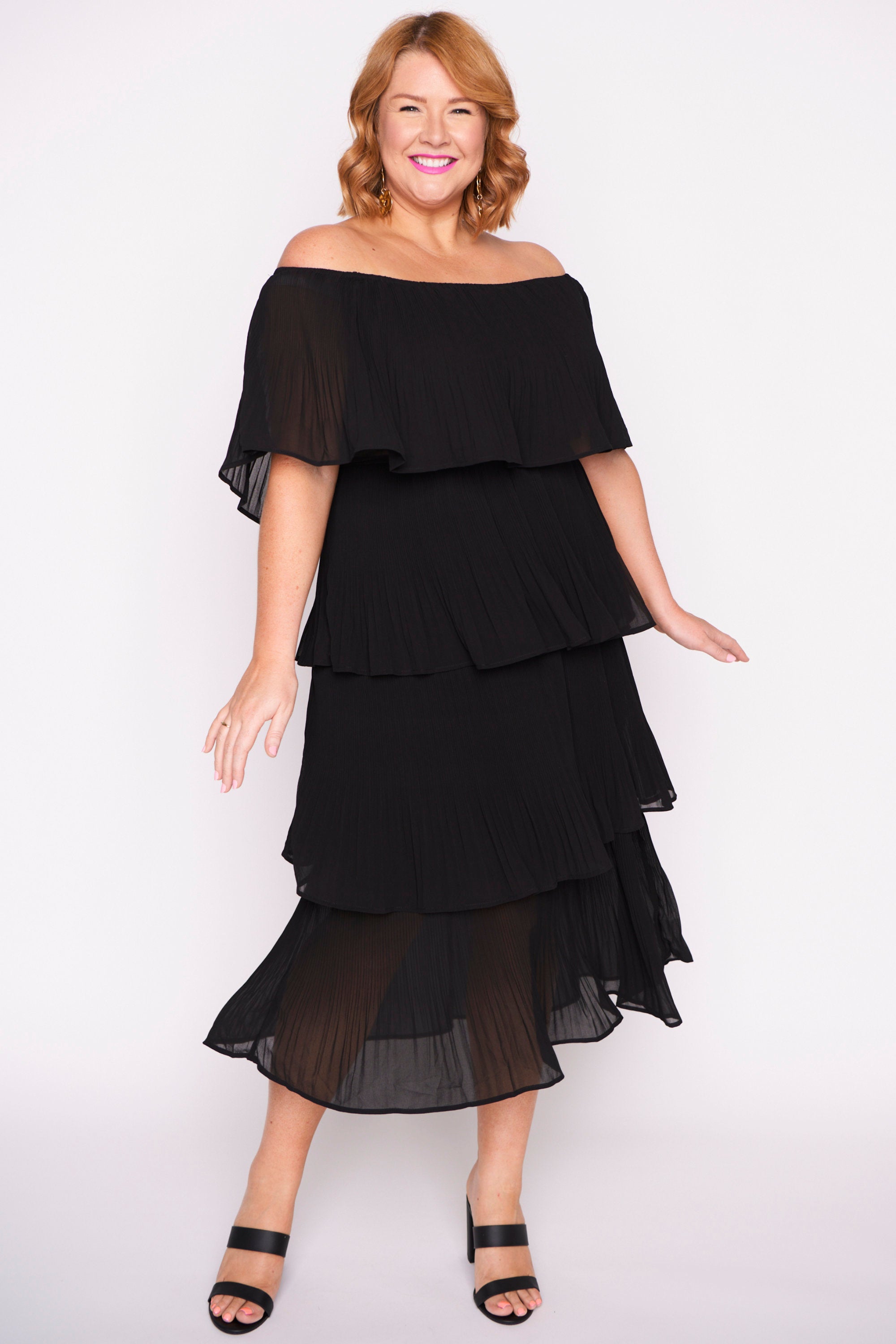 Faire Black Pleated Dress – Black maxi dress