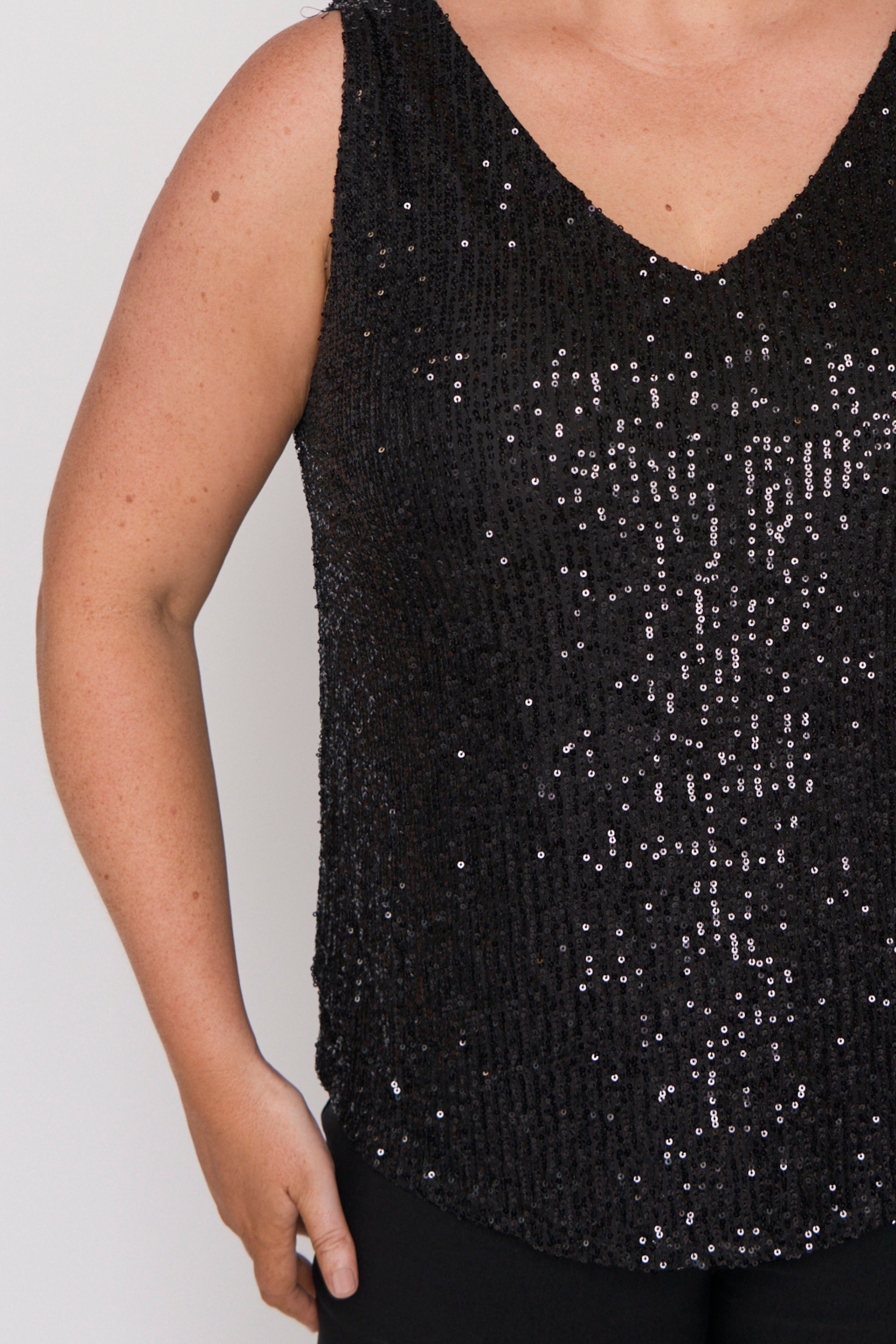 Rylee Black Sequins Party Tank – Black Sequins top
