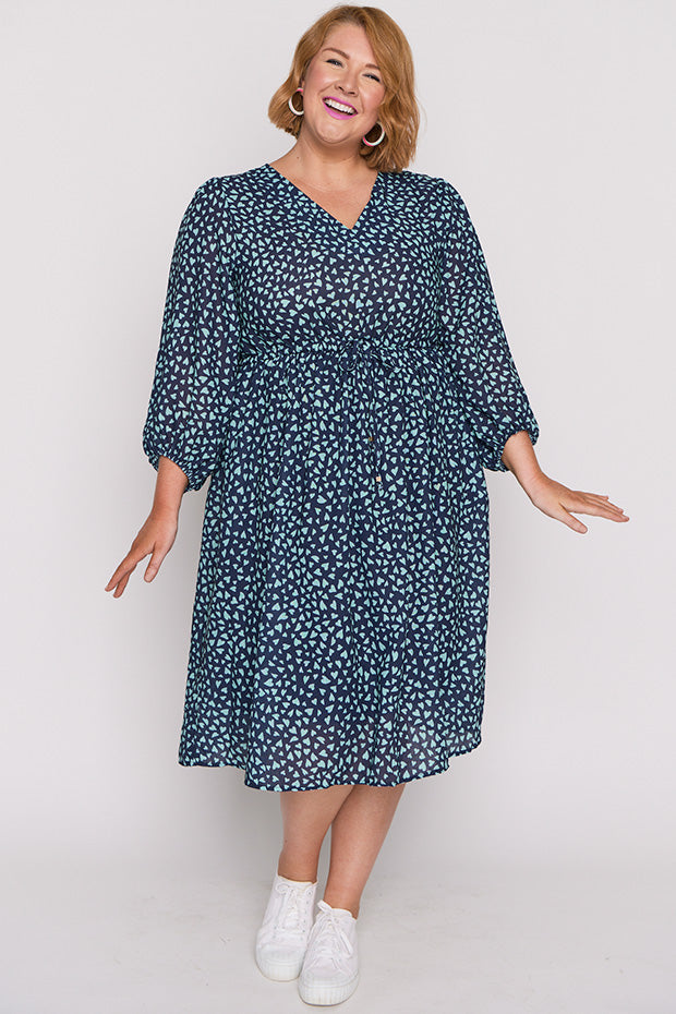 Carter Abstract Hearts Dress – Abstract Hearts midi dress